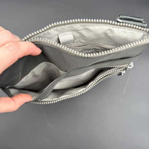Baggallini Comrade 3-Zip Crossbody Bag Gray Lightweight Adjustable Strap - Picture 8 of 12